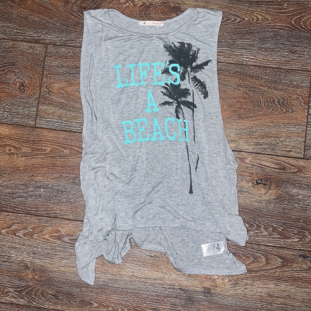 Tank top bundle - Picture 2 of 11